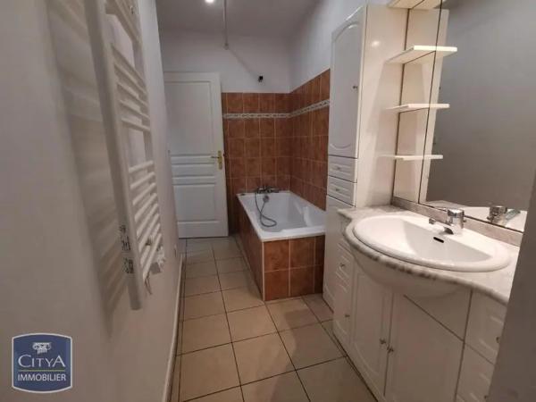 Appartement à louer 3 pièces 65.55m²