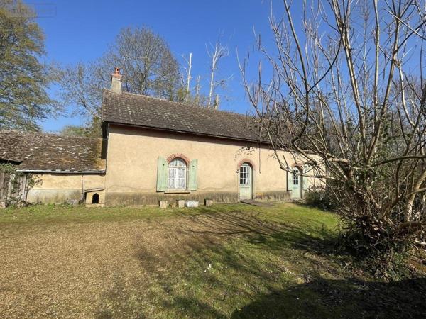 Maison à vendre à Sillé-le-Philippe dans la Sarthe (72460), ref : 72033-438