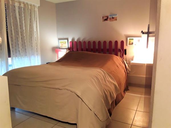 LONGERE ET DEPENDANCES