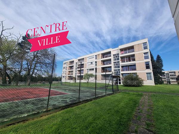 GRADIGNAN CENTRE - Appartement de type 3 avec balcon et place de parking