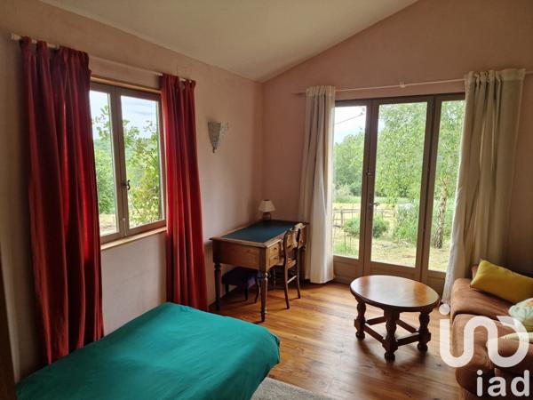 Maison rustique 5 pièces de 100 m² à Varaignes (24360)