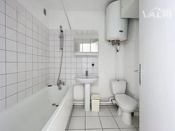 Appartement Paris 1 pièce(s) 28.80 m2, Paris 75011