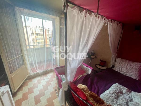 Marseille 13009 , Appartement T3 loué 53 m2 avec véranda