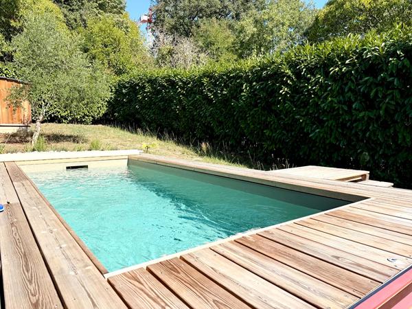 Bourg-Maison de 135m2 habitable avec piscine , Bouliac