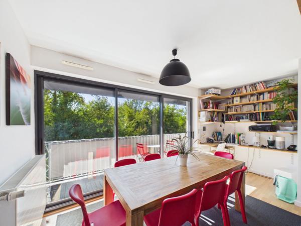 Bourg-Maison de 135m2 habitable avec piscine , Bouliac