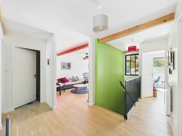 Bourg-Maison de 135m2 habitable avec piscine , Bouliac