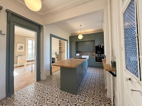 Vente Maison de luxe Rouen 9 Pièces 222 m²