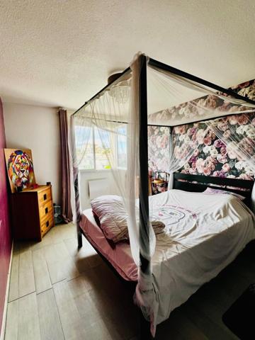 Maison T4 80 m2 avec un jardin arboré de 456m2