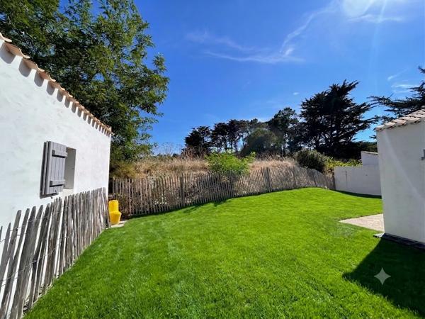 Maison
         4 pièces
        - 96 m² 550 000 € *