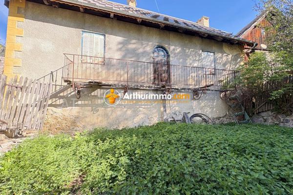 Vente                                                      Maison
                        
                     4 pièces                      100 m2                     à Guillestre