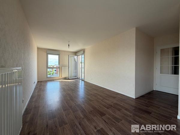 Appartement 3 pièces 60 m² avec balcon et parking couvert – Loos limite Lille LOOS
