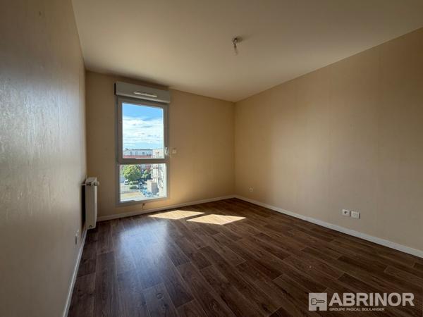 Appartement 3 pièces 60 m² avec balcon et parking couvert – Loos limite Lille LOOS