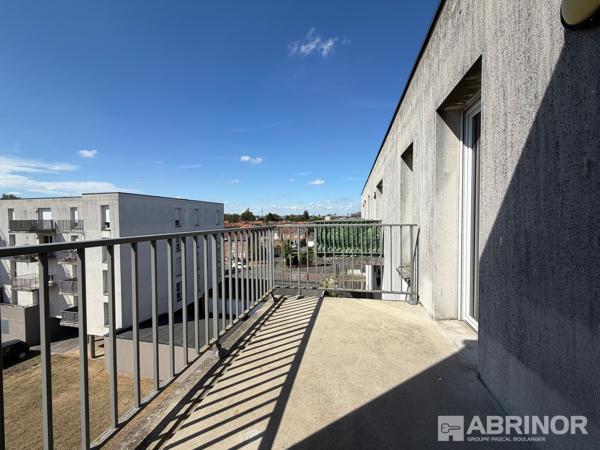 Appartement 3 pièces 60 m² avec balcon et parking couvert – Loos limite Lille LOOS