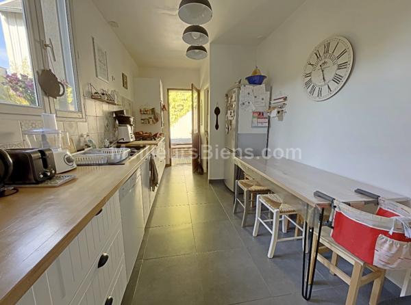 Maison familiale avec jardin idéalement située