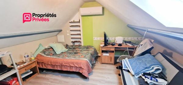 Maison 2 logements - 200 m²- 8 pièces - 6 chambres - terrain de 2158 m²