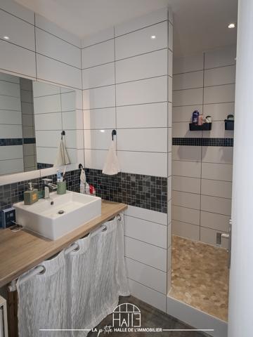 Appartement
         3 pièces
        - 73 m² Exclusivité