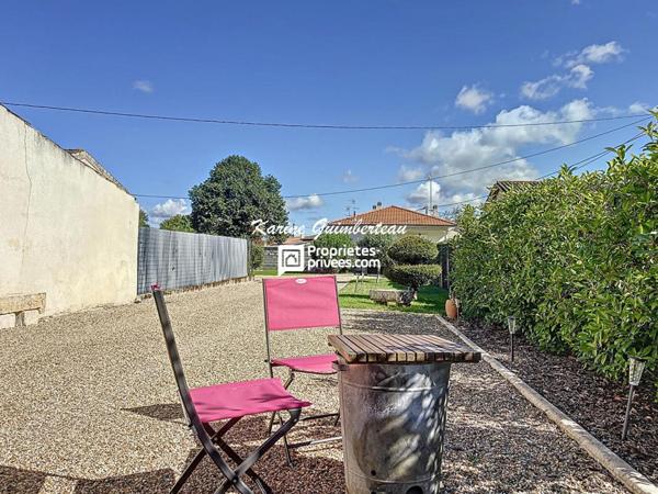 Maison de village avec jardin & garage