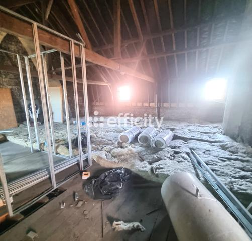 Maison 10 pièces - 300 m²