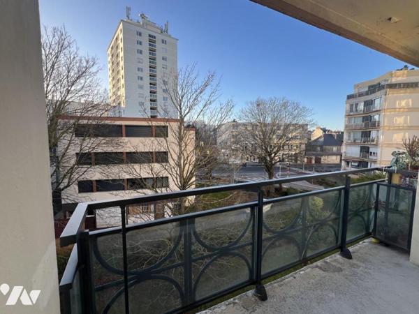 CAEN Rive droite - Appartement de 78 m2 - 3 chambres - balcon - Ascenseur
