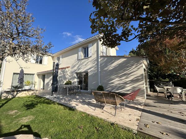 Agen (47000) MAISON 3 CHAMBRES JARDIN GARAGE ET DEPENDANCE