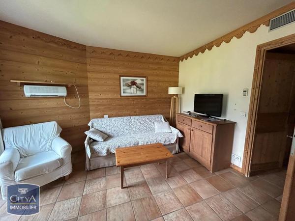 Appartement à louer 3 pièces 46.5m² Duingt (74410)
