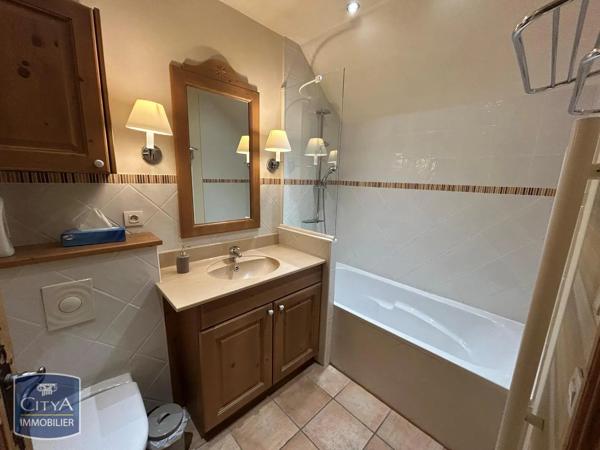 Appartement à louer 3 pièces 46.5m² Duingt (74410)