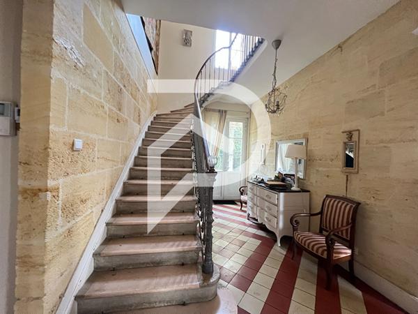 Maison 9 pièces 280 m2