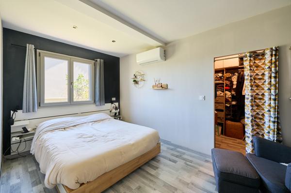 MAISON CHEVIGNY SAINT SAUVEUR 7 PIÈCES 162m2