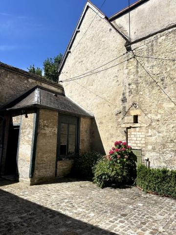 Maison  6 pièce(s) 180 m2