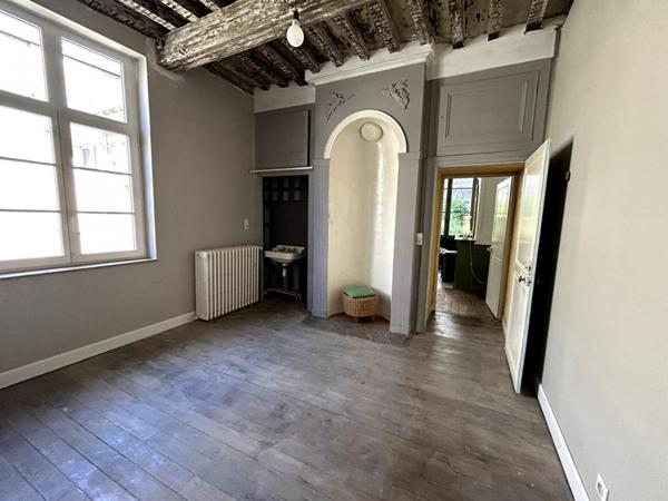 Maison  6 pièce(s) 180 m2