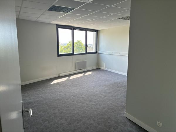 A louer Bureaux 380 m² CDA LA ROCHELLE