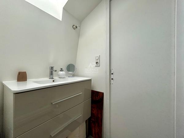Maison Poissy 6 pièce(s) 115 m2 599 000 € **  - Référence  9315