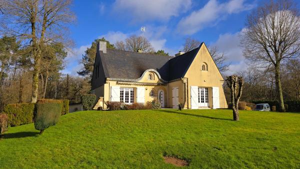 Maison sur sous sol proche nature