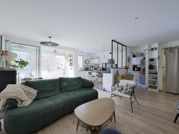 Appartement
         4 pièces
        - 72 m² 199 950 €*