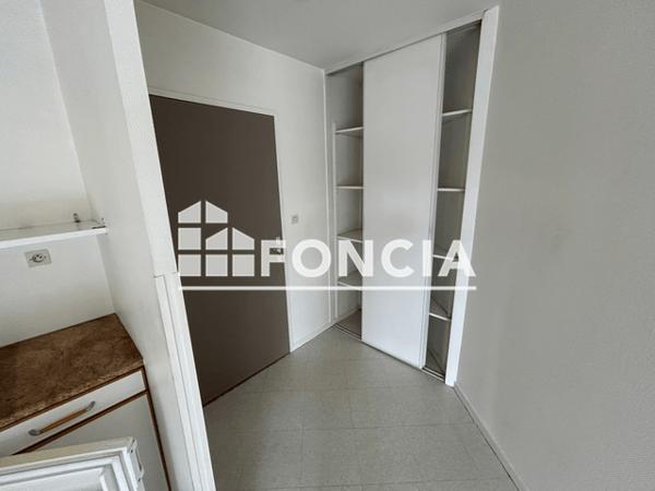 Location Appartement 2 pièces 35 m² - 2 ALLEE DE KERINOU Brest 29200
