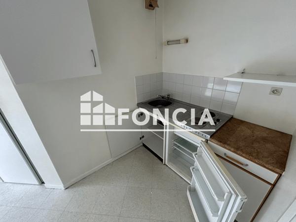 Location Appartement 2 pièces 35 m² - 2 ALLEE DE KERINOU Brest 29200