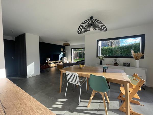 Maison à vendre à Ploeren 3 chambres 1 bureau bus écoles