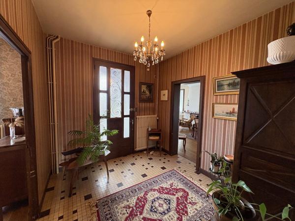 Maison Unique au Centre d'Objat Objat
