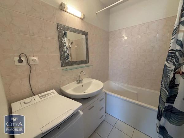 Maison à louer 2 pièces 36.63m² Niort (79000)