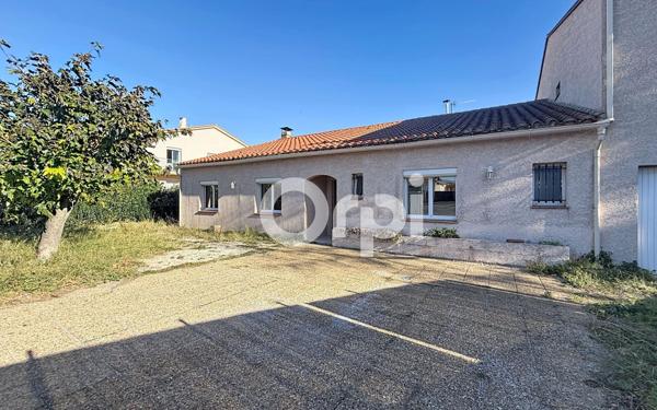 Maison à vendre    5 pièces •  Pollestres