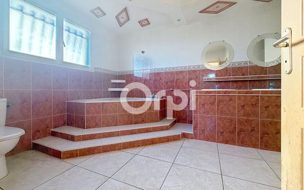 Maison à vendre    5 pièces •  Pollestres