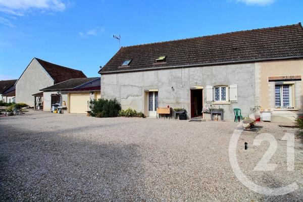 Maison à vendre  5 pièces - 156,45 m 2   SEZANNE  - 51