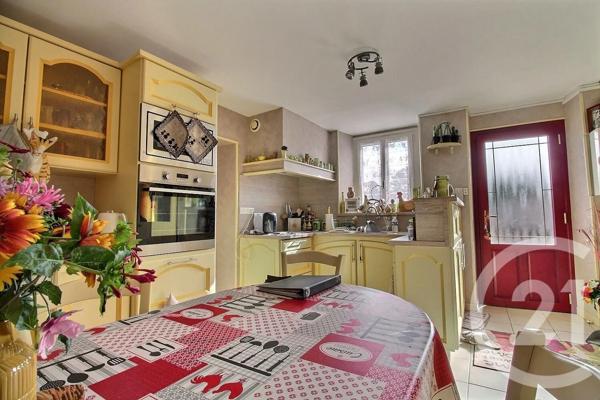 Maison à vendre  5 pièces - 156,45 m 2   SEZANNE  - 51