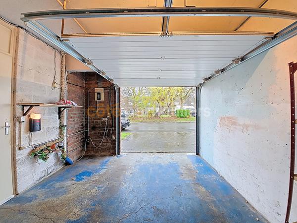 Vente Maison100 m² - 5 Pièces - NEUVILLE EN FERRAIN (59960)