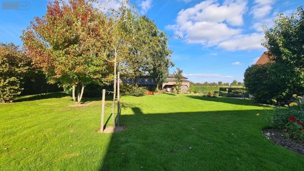 Villa à vendre à Forges-les-Eaux en Seine-Maritime (76440), ref : 27098-2025-10