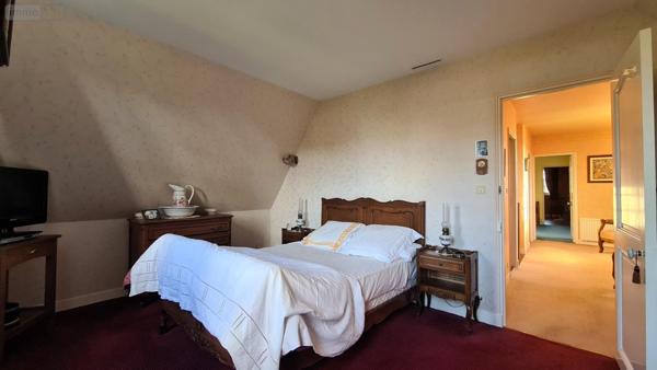 Villa à vendre à Forges-les-Eaux en Seine-Maritime (76440), ref : 27098-2025-10