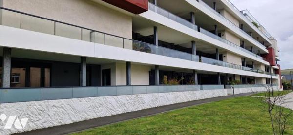 Saint Malo - Clos Cadot - Appartement T2 (44m²) loué - Terrasse (15.5m²) Sud-Ouest - RDC - Parking