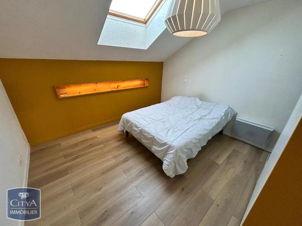 Appartement à louer 2 pièces 47.83m² Cholet (49300)