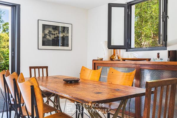 Maison d’artiste et son écrin végétal