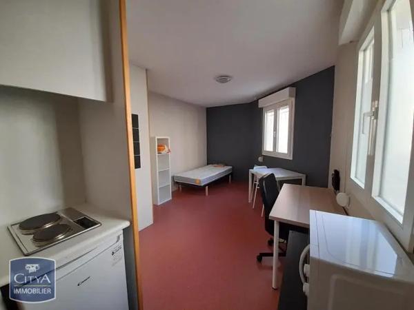 Appartement à louer 1 pièce 16.72m² Nîmes (30900)